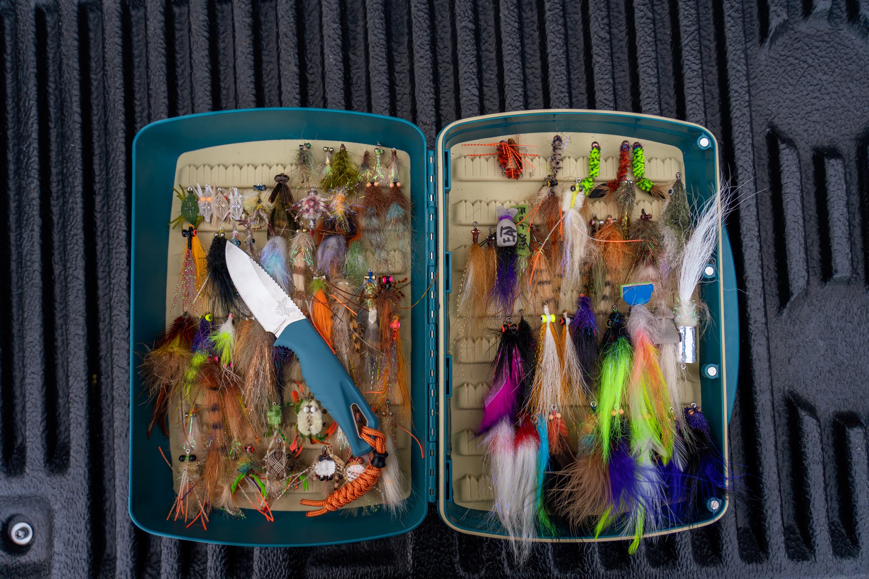 The Guide Test: Benchmade Intersect - Flylords Mag